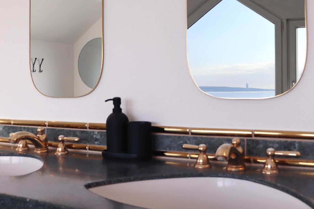 Grosse Penthouse Ferienwohnung Mit Meerblick, Sonnenterrasse & Luxusbad Von "Momentic" Sierksdorf Kültér fotó