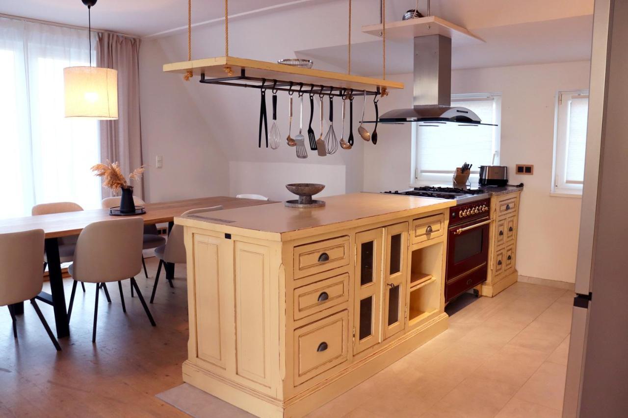 Grosse Penthouse Ferienwohnung Mit Meerblick, Sonnenterrasse & Luxusbad Von "Momentic" Sierksdorf Kültér fotó